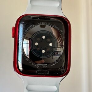 🍎APPLE WATCH- Series 6 GPS, 44 mm Red Aluminum with Blood Oxygen Feature